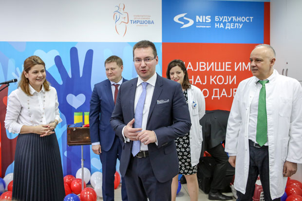 За Тиршову 17 милиона